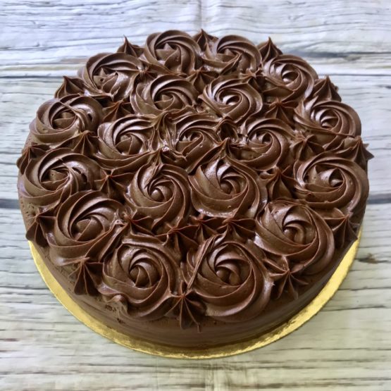 Vegan Whipped Chocolate Ganache Cake